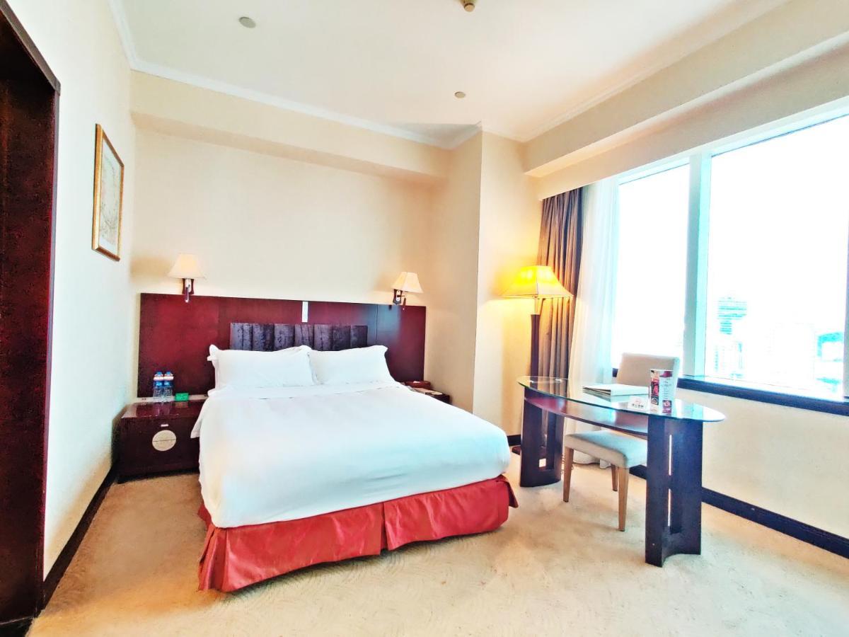 גואנגג'ואו Majestic Hotel מראה חיצוני תמונה