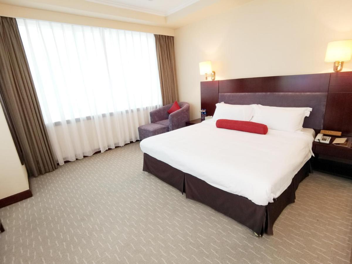 גואנגג'ואו Majestic Hotel מראה חיצוני תמונה